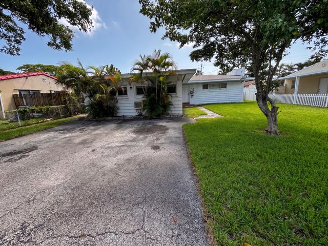 1711 N 17TH Court B, Hollywood, FL 33020
