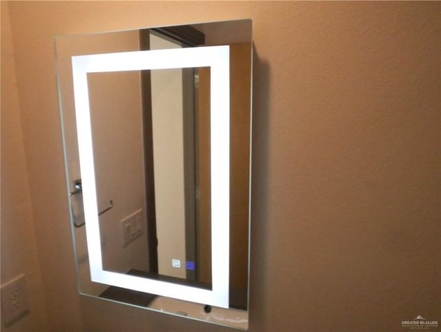 1317 E Iris Avenue 1, Mcallen, TX 78501