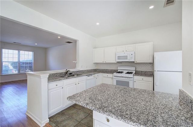 62 Highoak Drive NE 3, Marietta, GA 30066