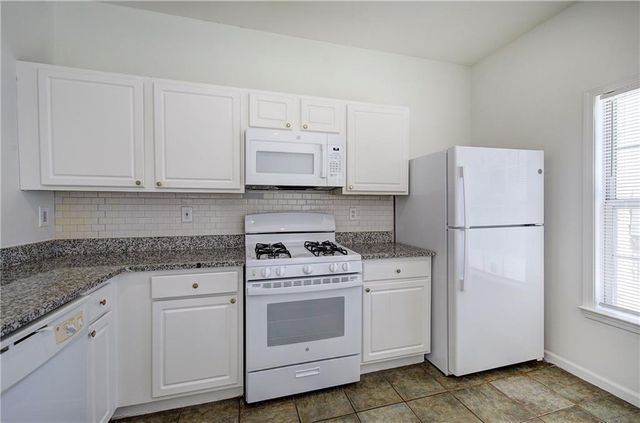 62 Highoak Drive NE 3, Marietta, GA 30066