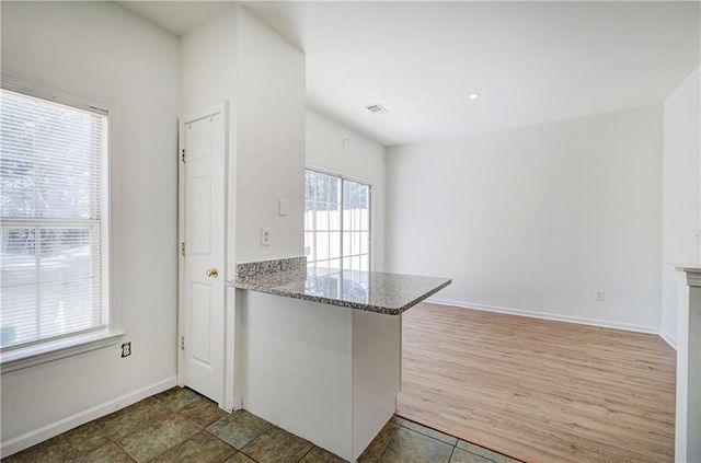 62 Highoak Drive NE 3, Marietta, GA 30066