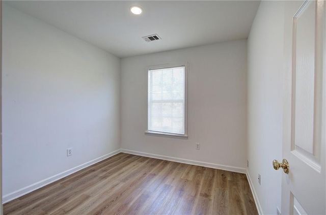 62 Highoak Drive NE 3, Marietta, GA 30066