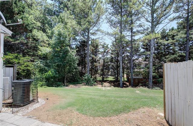 62 Highoak Drive NE 3, Marietta, GA 30066