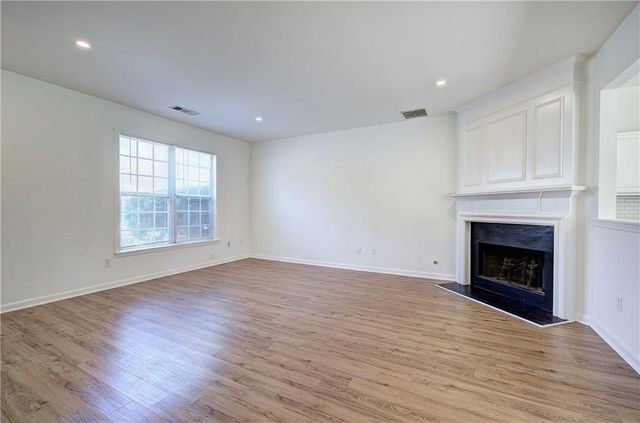 62 Highoak Drive NE 3, Marietta, GA 30066