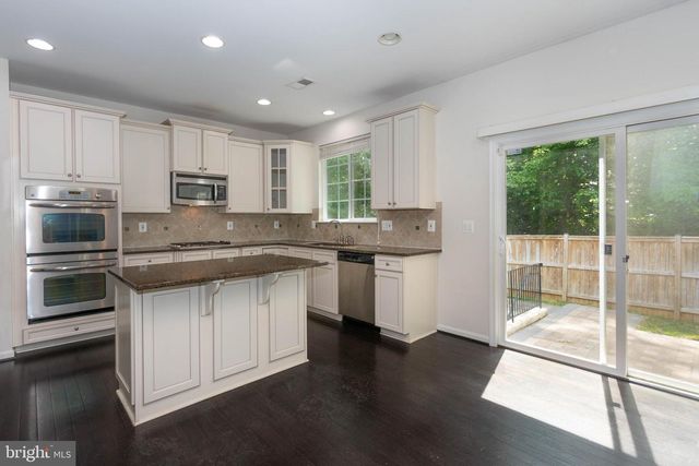 4100 PRESIDENTIAL HILL LOOP, Dumfries, VA 22025