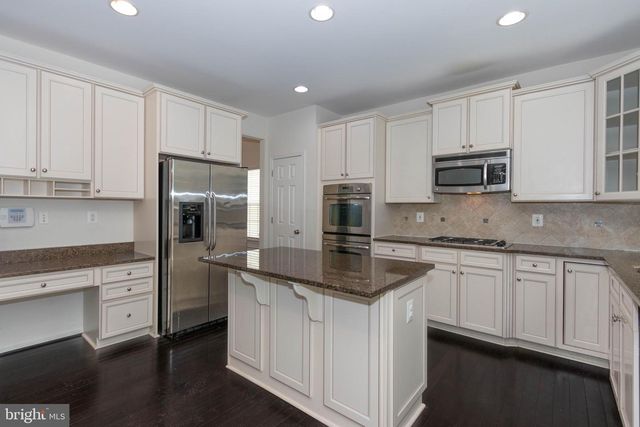 4100 PRESIDENTIAL HILL LOOP, Dumfries, VA 22025