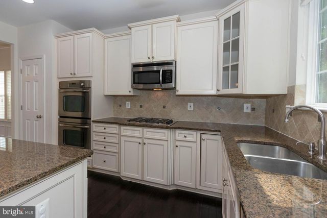 4100 PRESIDENTIAL HILL LOOP, Dumfries, VA 22025
