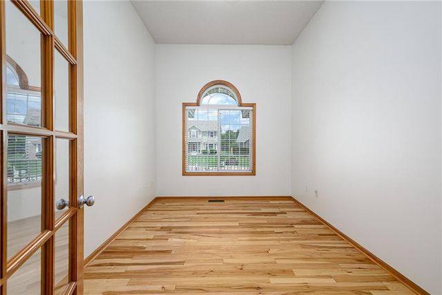4038 N 107th Terrace, Kansas City, KS 66109