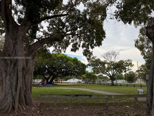 2335 NW 68th St 1 FRONT, Miami, FL 33147