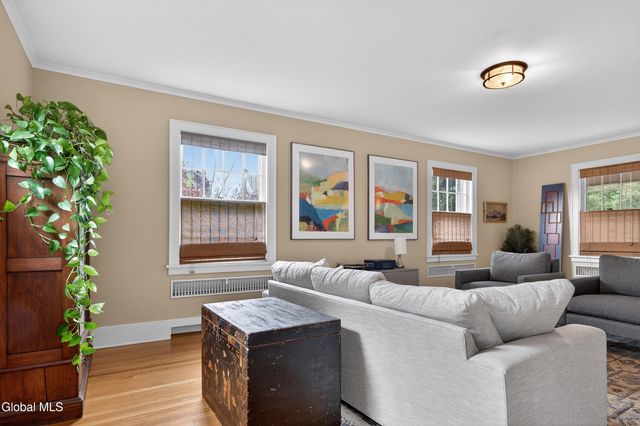 81 Brookline Avenue, Albany, NY 12203