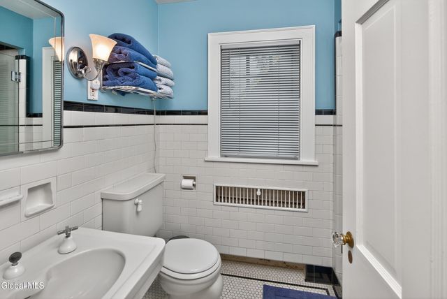 81 Brookline Avenue, Albany, NY 12203