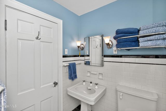 81 Brookline Avenue, Albany, NY 12203