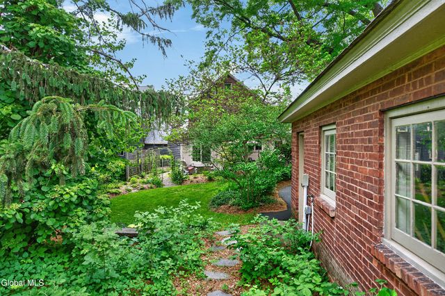 81 Brookline Avenue, Albany, NY 12203