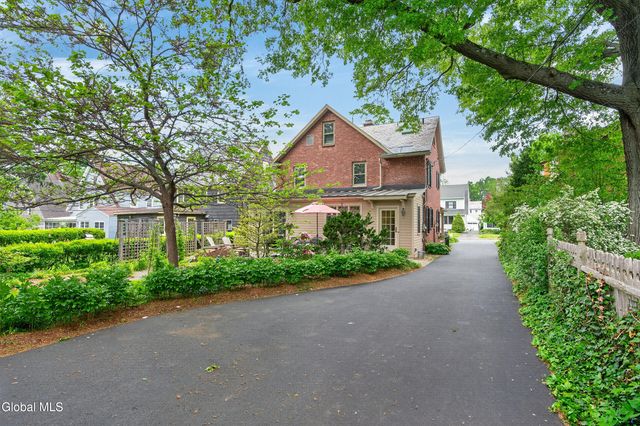 81 Brookline Avenue, Albany, NY 12203