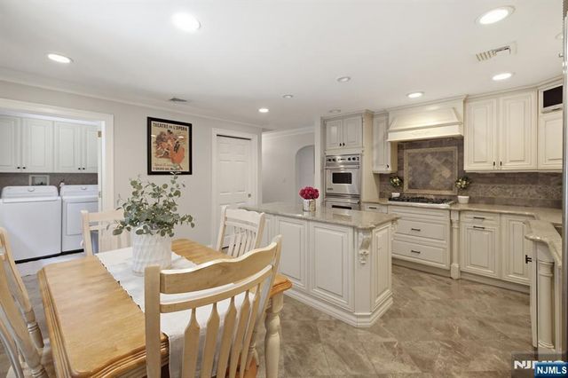 23 Trinity Place, Hillsdale, NJ 07642