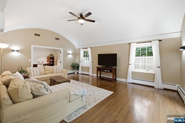 23 Trinity Place, Hillsdale, NJ 07642