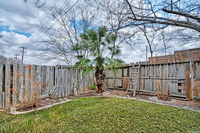 9626 Bratton, San Antonio, TX 78245