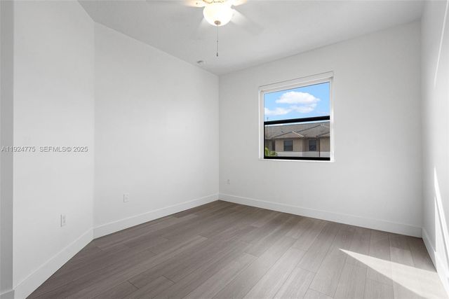 15815 NW 91st Ct, Miami Lakes, FL 33018