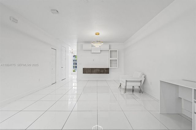 15815 NW 91st Ct, Miami Lakes, FL 33018