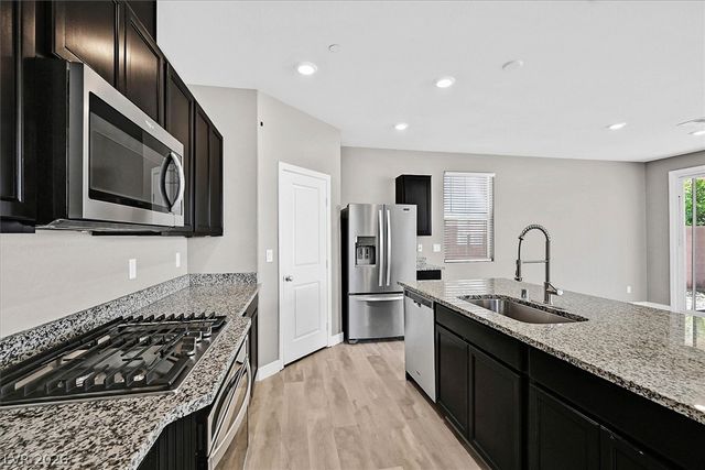2823 Turnstone Ridge Street, Henderson, NV 89044