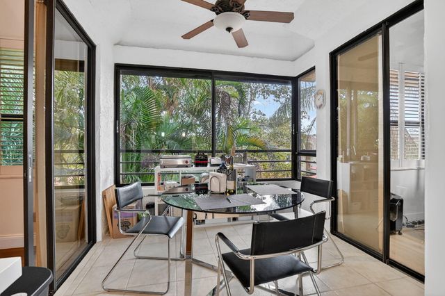 7535 La Paz Boulevard 301, Boca Raton, FL 33433