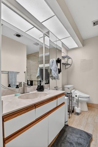 7535 La Paz Boulevard 301, Boca Raton, FL 33433