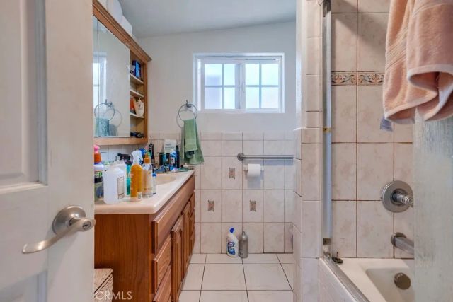 2663 Loosmore, Los Angeles, CA 90065
