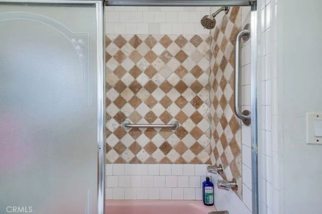 2663 Loosmore, Los Angeles, CA 90065