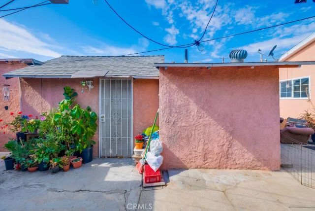 2663 Loosmore, Los Angeles, CA 90065