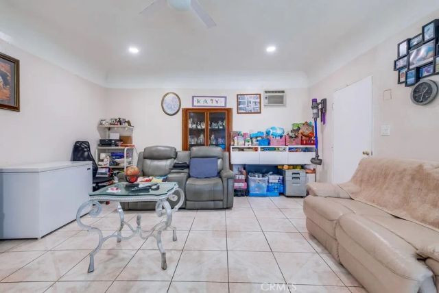 2663 Loosmore, Los Angeles, CA 90065