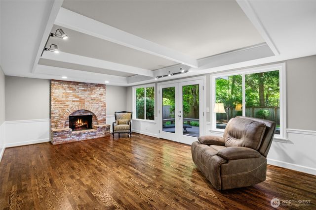 22201 NE 28th Place, Sammamish, WA 98074