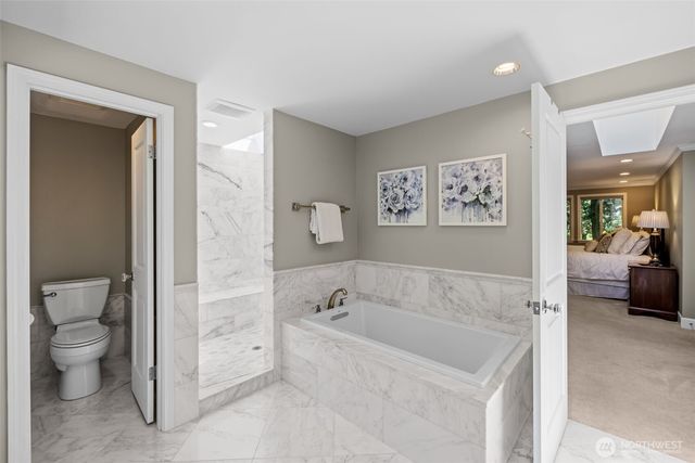 22201 NE 28th Place, Sammamish, WA 98074