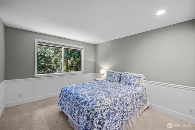 22201 NE 28th Place, Sammamish, WA 98074