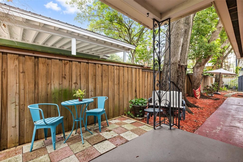 Image 31 of property listing at 821 E CHURCH STREET, Orlando, FL 32801
