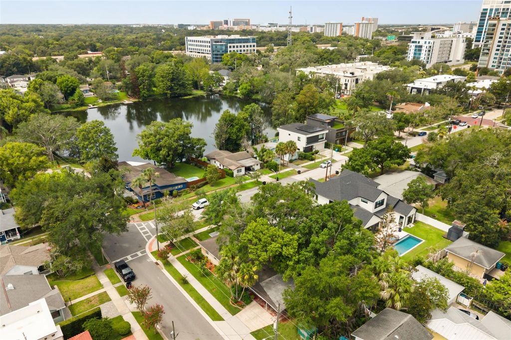 Image 38 of property listing at 821 E CHURCH STREET, Orlando, FL 32801