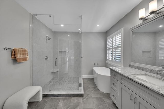 4910 NW 104th Avenue, Coral Springs, FL 33076