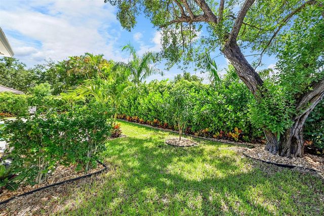 4910 NW 104th Avenue, Coral Springs, FL 33076