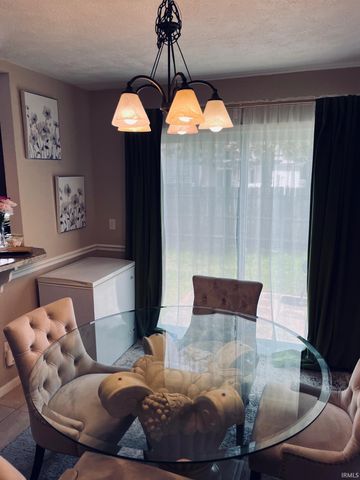2106 Spring Hill Drive, South Bend, IN 46628