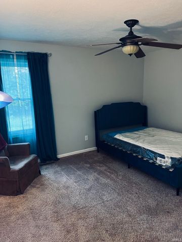 2106 Spring Hill Drive, South Bend, IN 46628