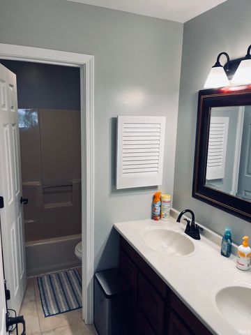 2106 Spring Hill Drive, South Bend, IN 46628