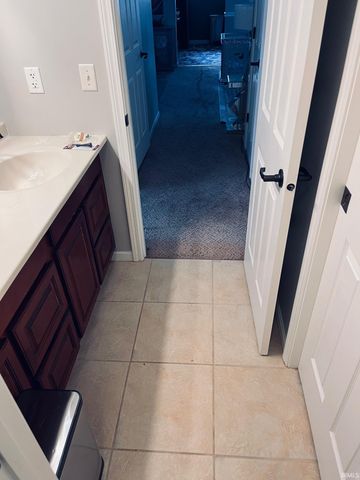 2106 Spring Hill Drive, South Bend, IN 46628