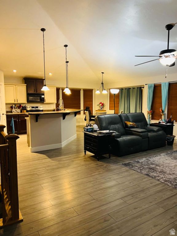 6351 W MOUNT SHASTA CT, West Valley City, UT 84118 — photo 4