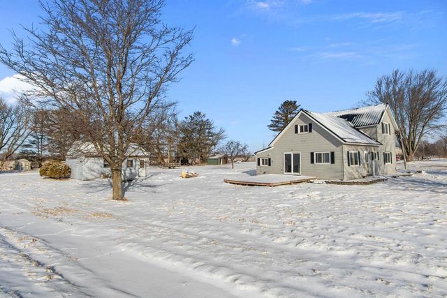N5731 STATE RD 76, Shiocton, WI 54170