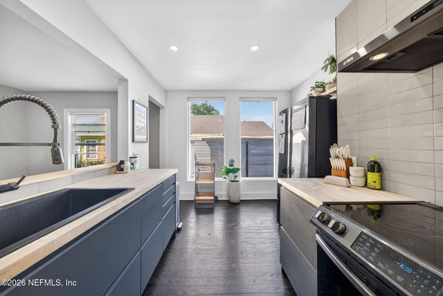 4647 CRESCENT Street, Jacksonville, FL 32205