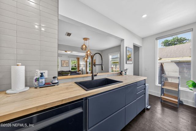 4647 CRESCENT Street, Jacksonville, FL 32205