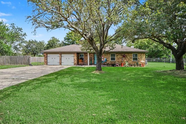 17310 Mcdonald Road, Alvin, TX 77511