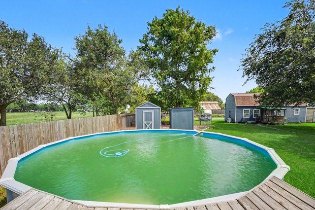 17310 Mcdonald Road, Alvin, TX 77511