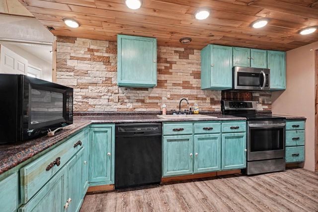 17310 Mcdonald Road, Alvin, TX 77511