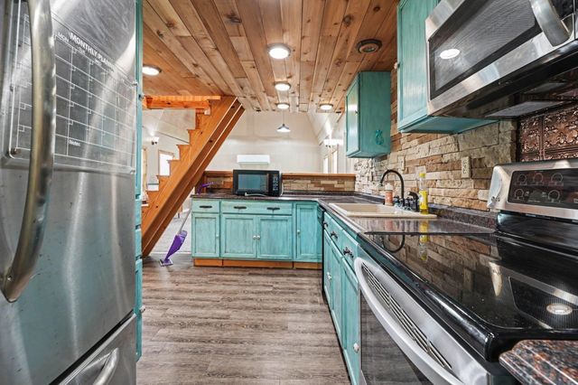 17310 Mcdonald Road, Alvin, TX 77511