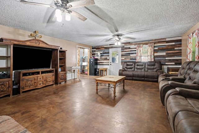 17310 Mcdonald Road, Alvin, TX 77511